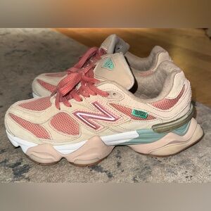 New Balance 9060 Inside Voices Penny Cookie Pink